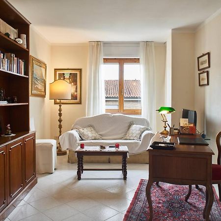 Casa Renata Free Covered Private Parking Siena Exterior photo