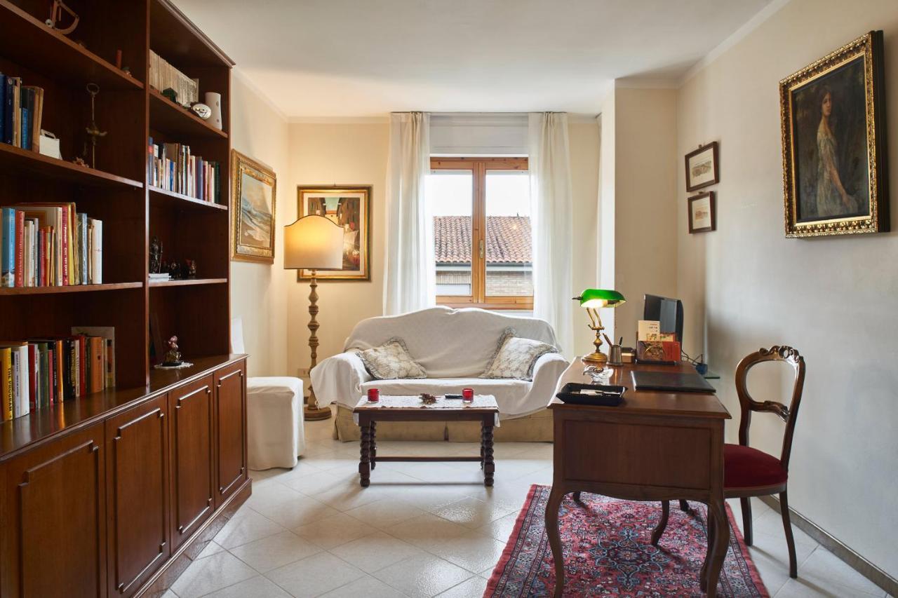 Casa Renata Free Covered Private Parking Siena Exterior photo