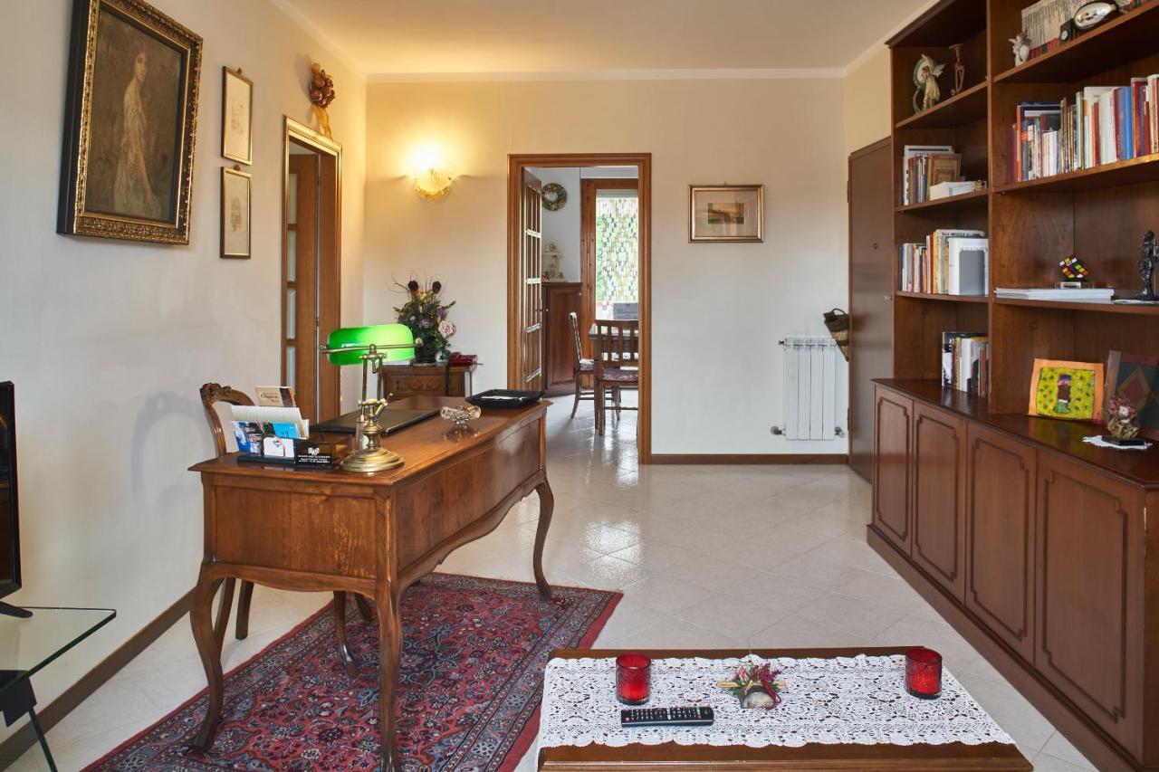 Casa Renata Free Covered Private Parking Siena Exterior photo